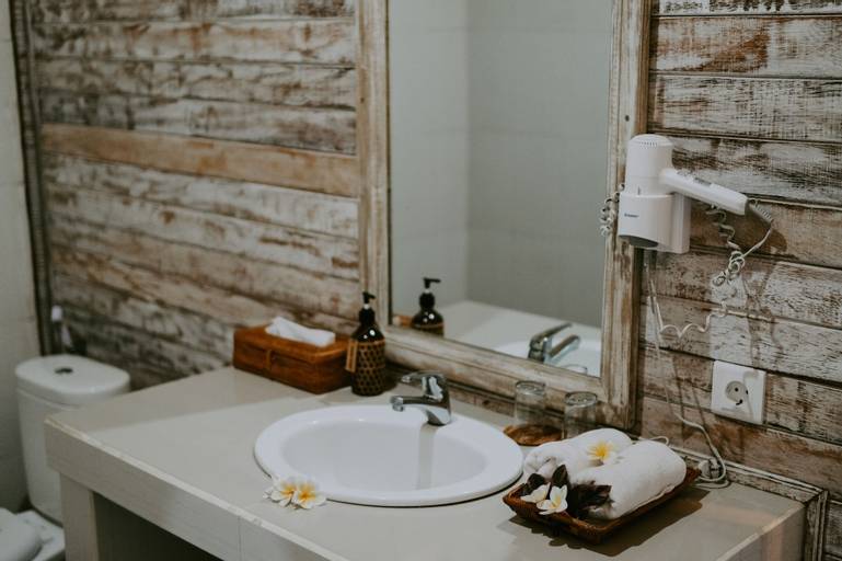 Bathroom 2