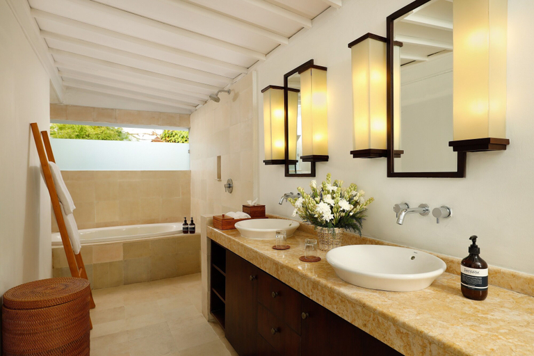 Bathroom 4, Swarna Villa by Nakula, Badung