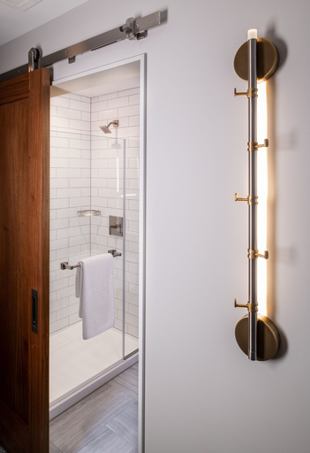 Bathroom 5, Rand Tower Hotel , Minneapolis, A Tribute Portfolio Hotel, Hennepin