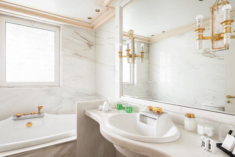 Bathroom 4, Elaia Mega Mansion, Attica