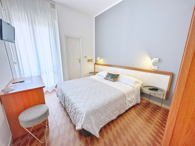 Bedroom 3, Aura Living Hotel, Rimini