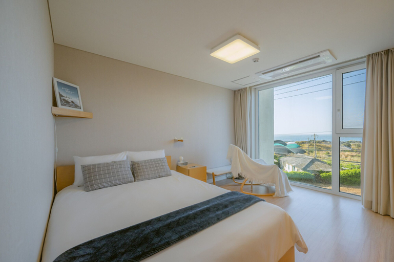 Bedroom 2, Stayfarmsvill, Jeju