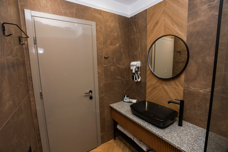 Bathroom 4, Belvedere Hotel & SPA, Vlorës