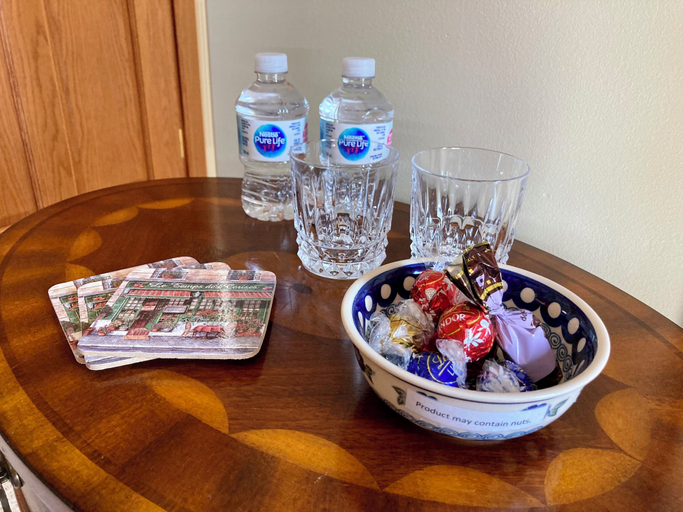 Food & Drinks 4, Rocky Mountain View B&B, Division No. 6