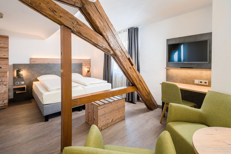 Bedroom 3, Hotel Café Adler, Schwarzwald-Baar-Kreis