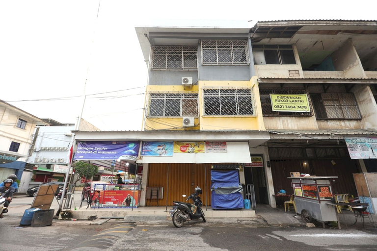 Exterior & Views 1, Hotel O Backpaker Seraya, Batam