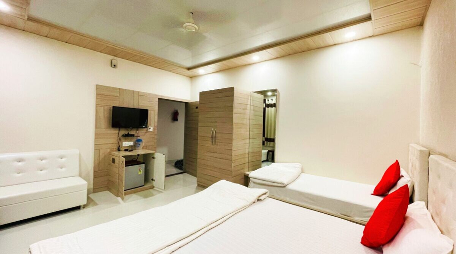 Bedroom 3, Sanjog Resort, Kota