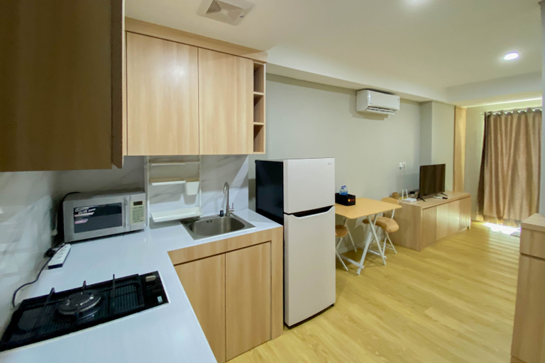 Others 2, Spacious and Warm Studio Daan Mogot City Apartment By Travelio, West Jakarta