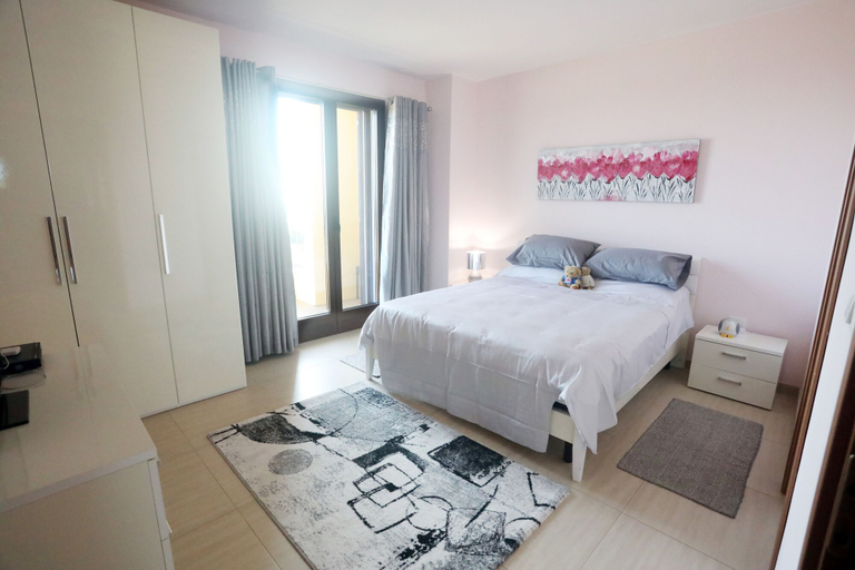 Bedroom 3, House - Sleeps 4 - Private Patio - Parking, Lecce