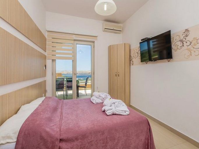 Bedroom 2, Apartments Villa Kim, Senj