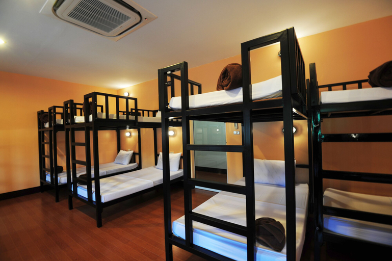 Bedroom 3, Twin Palms Hostel Phi Phi, Mueang Krabi