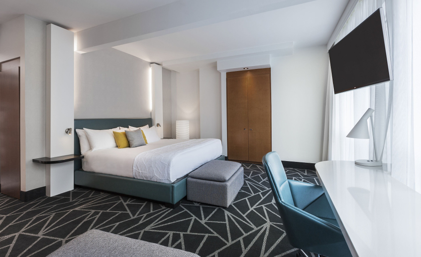 Bedroom 2, Warwick Le Crystal - Montréal, Montréal