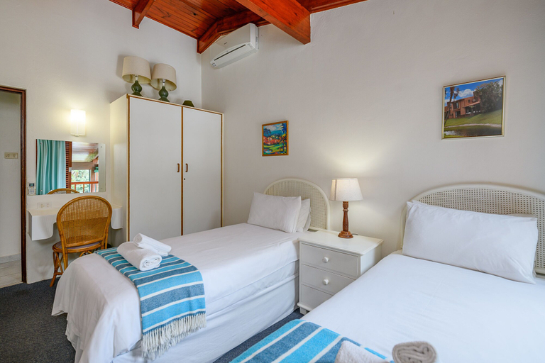 Bedroom 2, San Lameer Villa Rentals 3311, Ugu