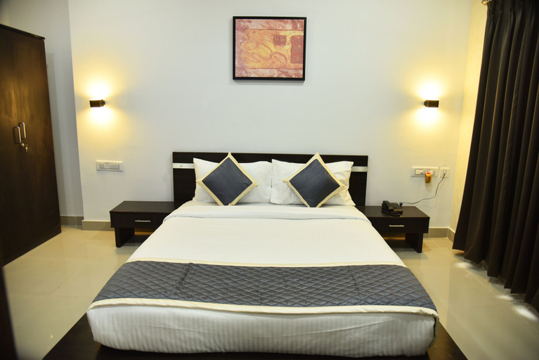 Bedroom 4, The Altruist New Town Hotel, North 24 Parganas