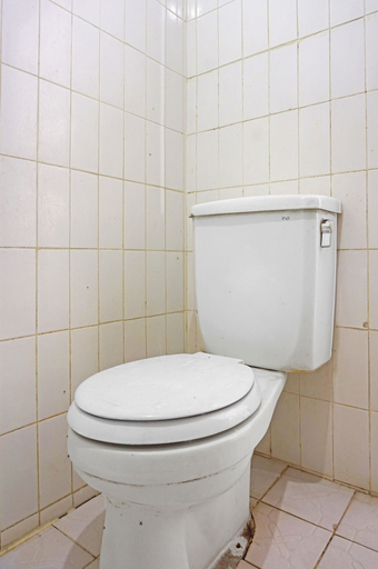Bathroom, Hotel O Lembah Nyiur, Bogor