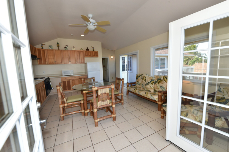 Others 5, Waimanalo Beach Cottages, Honolulu