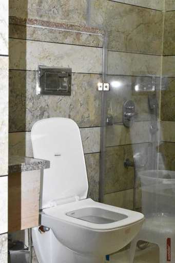 Bathroom 4, Hotel The Mango Tree, Kangra