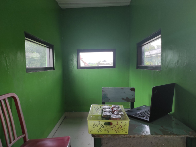 Others 5, OYO 90333 Wisma Tenang Jaya Syariah, Majalengka