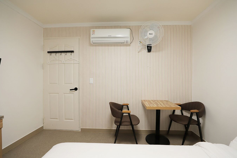 Bedroom 3, Romantic Trip, Gyeongju