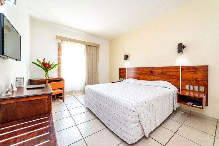 Bedroom 3, Hotel Castillo Huatulco & Beach Club, Dist. Pochutla