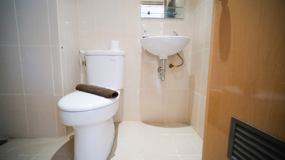 Bathroom 7