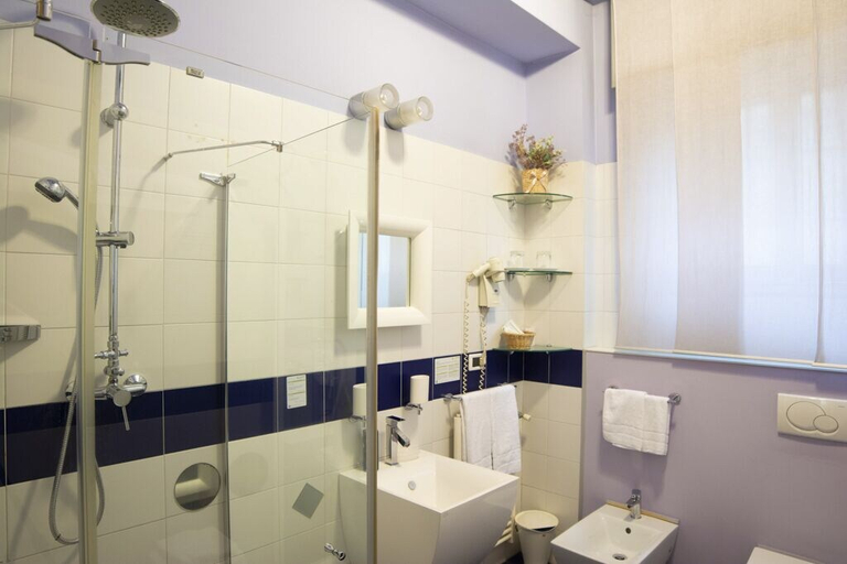 Bathroom 4, eco Hotel Milano & BioRiso Restaurant, Milano