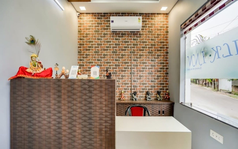 Others 4, Silk Inn Luxury At No Cost, Lucknow