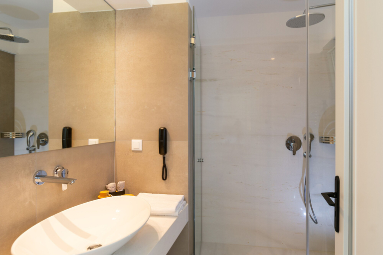 Bathroom 4, Mirabella Hills, Crete