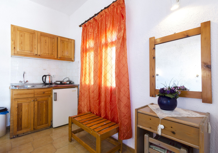 Others 5, Argo Studio, Crete