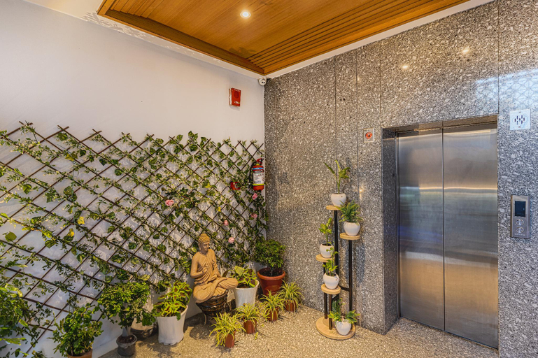 Public Area 3, Hotel Kailash Plaza Rajpur Road, Dehradun
