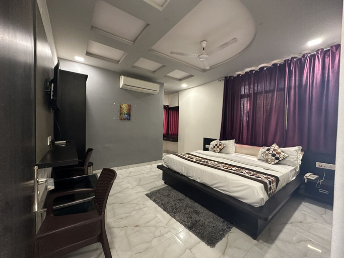 Bedroom 3, Hotel Aaradhya Residency, Agra