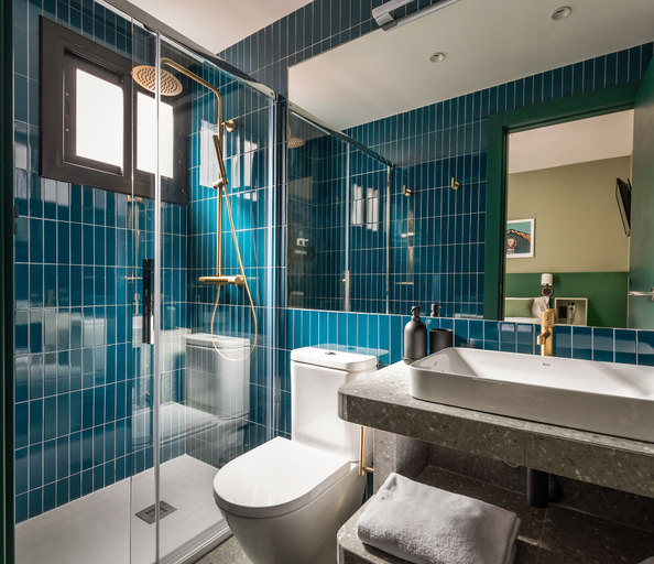 Bathroom 4, BYPILLOW Twenty, Barcelona
