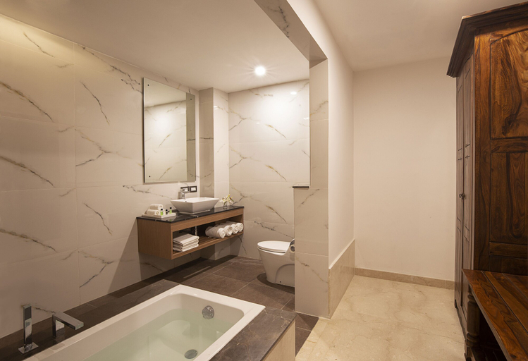 Bathroom, Clarks Resort Birgunj, Narayani