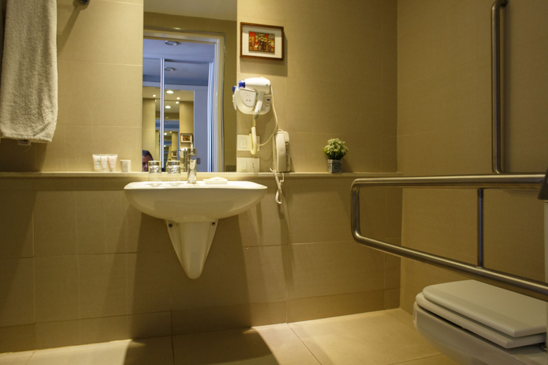 Bathroom 5, After Hotel, Montevideo