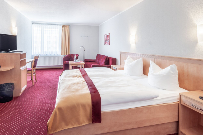 Bedroom 3, Sporthotel Neuruppin, Ostprignitz-Ruppin