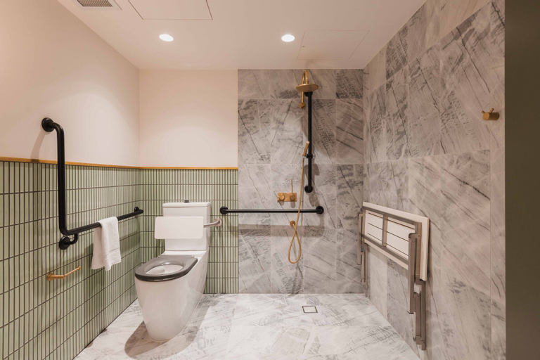 Bathroom 7