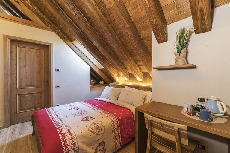 Bedroom 3, Malga Laben, Verona