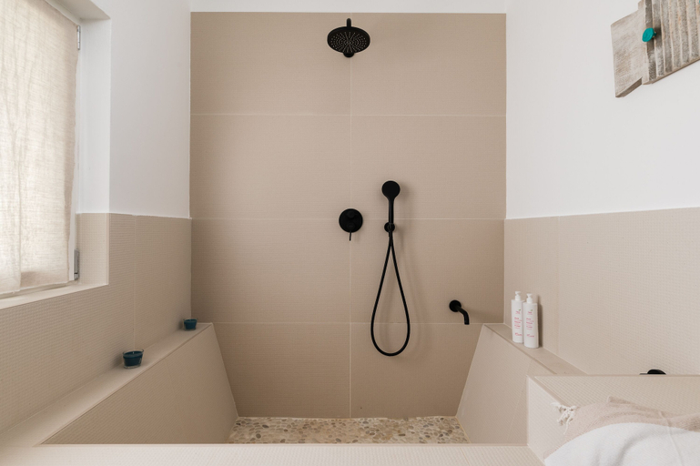 Bathroom 4, Trulli Julia by Wonderful Italy, Taranto