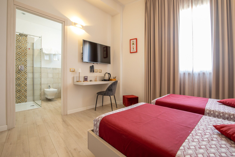 Bedroom 5, La Locanda d'Oro, Cagliari