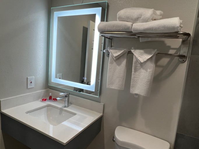 Others 5, Quality Inn Tracy I-205, San Joaquin