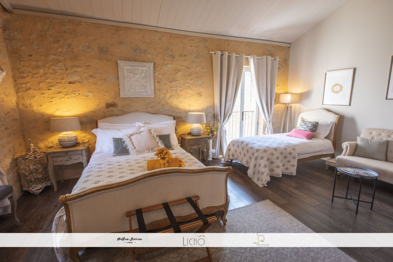 Bedroom 2, Maison des Quatre Saisons, Gironde