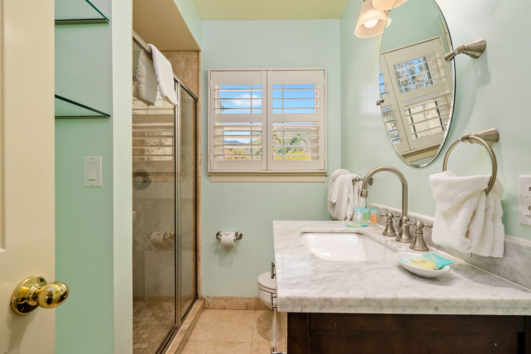 Bathroom 3, Apple Farm, San Luis Obispo