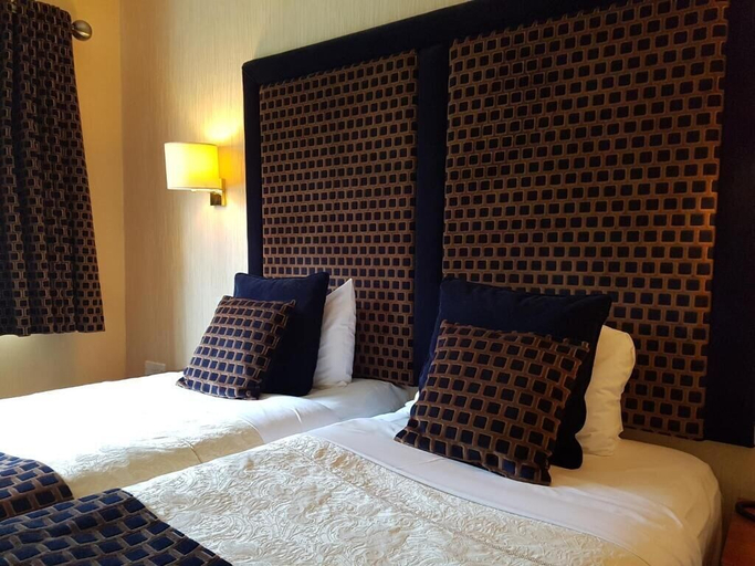 Bedroom 3, The Carlton Park Hotel, Rotherham