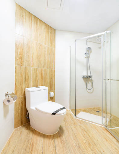Bathroom 4, International Hotel Ulaanbaatar, Ulan Bator