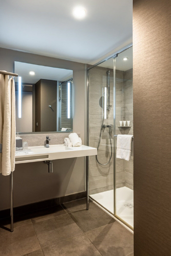 Bathroom 5, Ac By Marriott Marseille Prado Velodrome, Bouches-du-Rhône