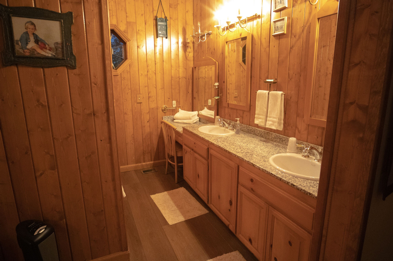 Bathroom 3