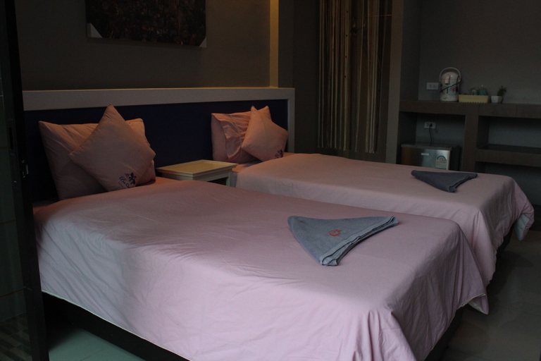 Bedroom 4, Bee Orchid Pool Villa, Pattaya