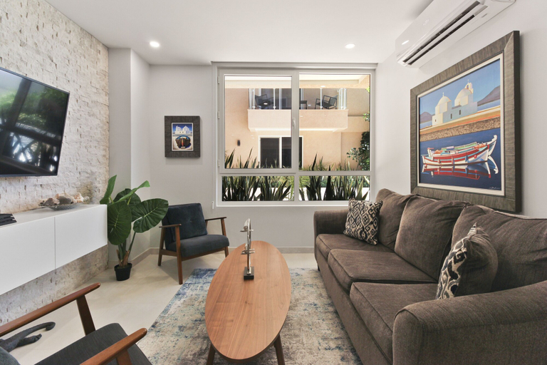 Others 5, Bocobay Aracari Condos