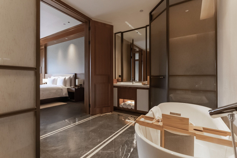 Bathroom 5, Grand Dongshan, Shaoxing