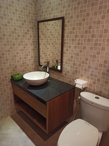 Bathroom 2, Villa Lovecho, Badung